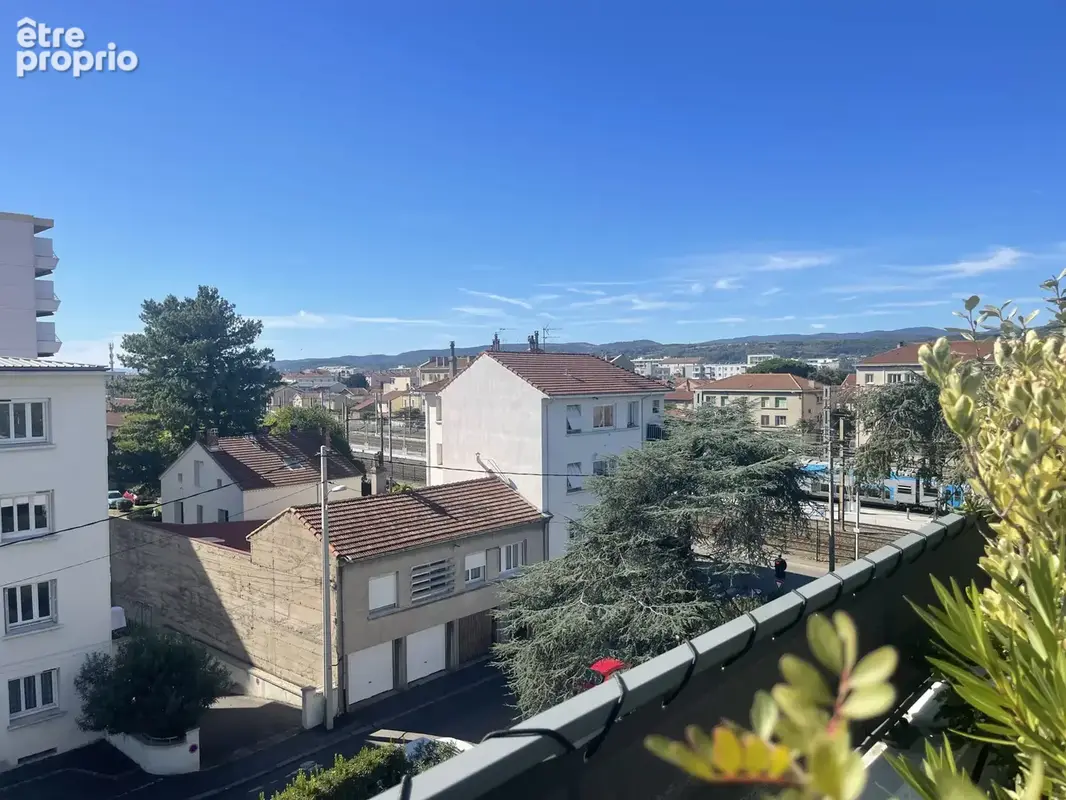 Exclusivité   dernier étage   4 pièces de 93 m2   terrasse 53 m2   garage et parking - photo 33