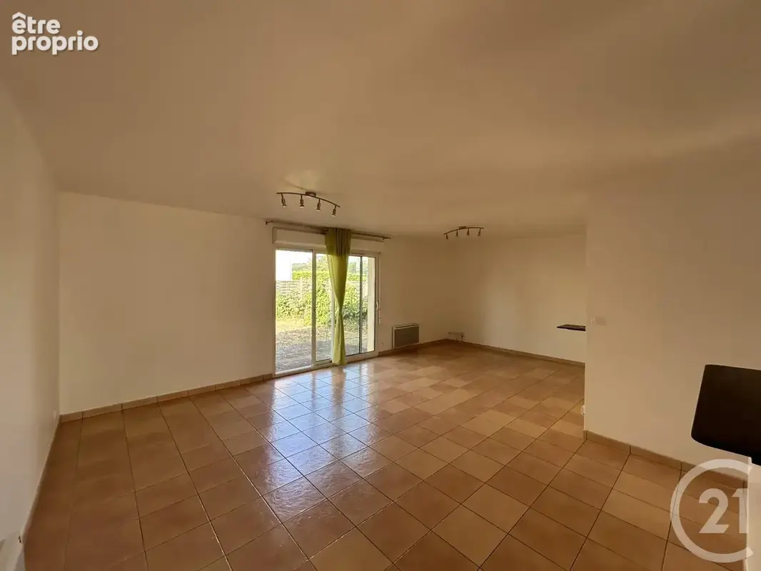 Maison 89 m² à Coutras  - photo 3