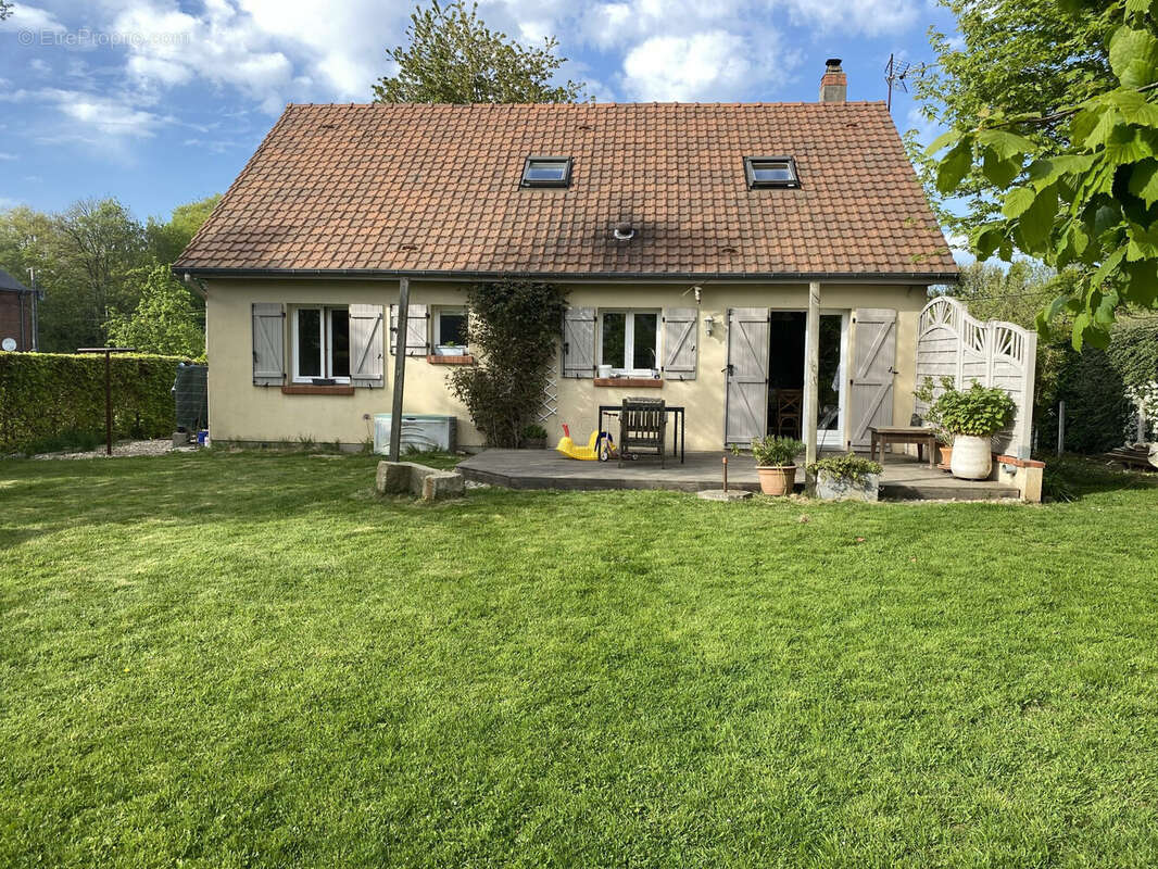 Maison à ETOUTTEVILLE
