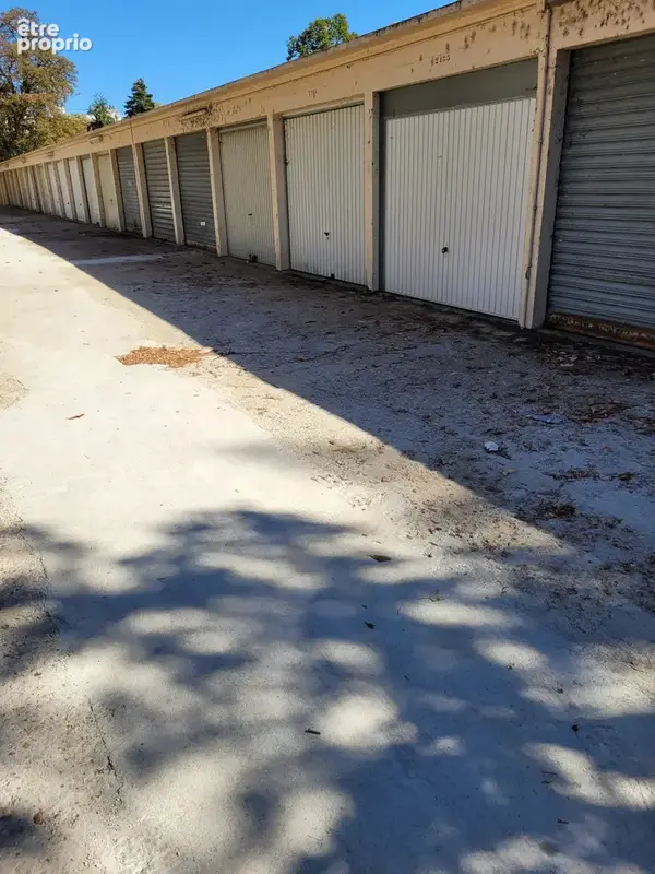 Parking à RIS-ORANGIS
