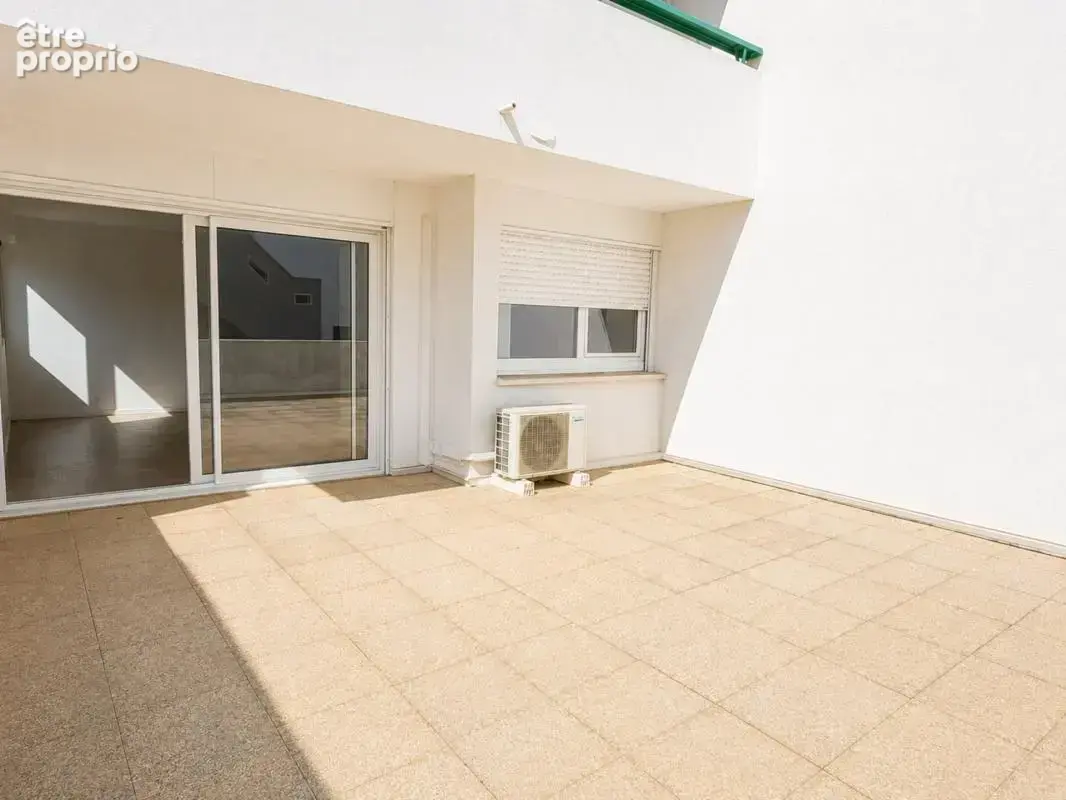 Appartement climatisé avec terrasse - centre ville - photo 3