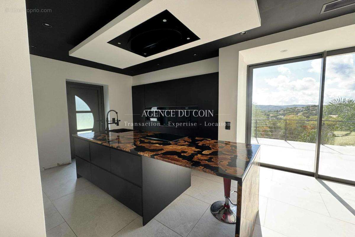 Maison à LE LAVANDOU