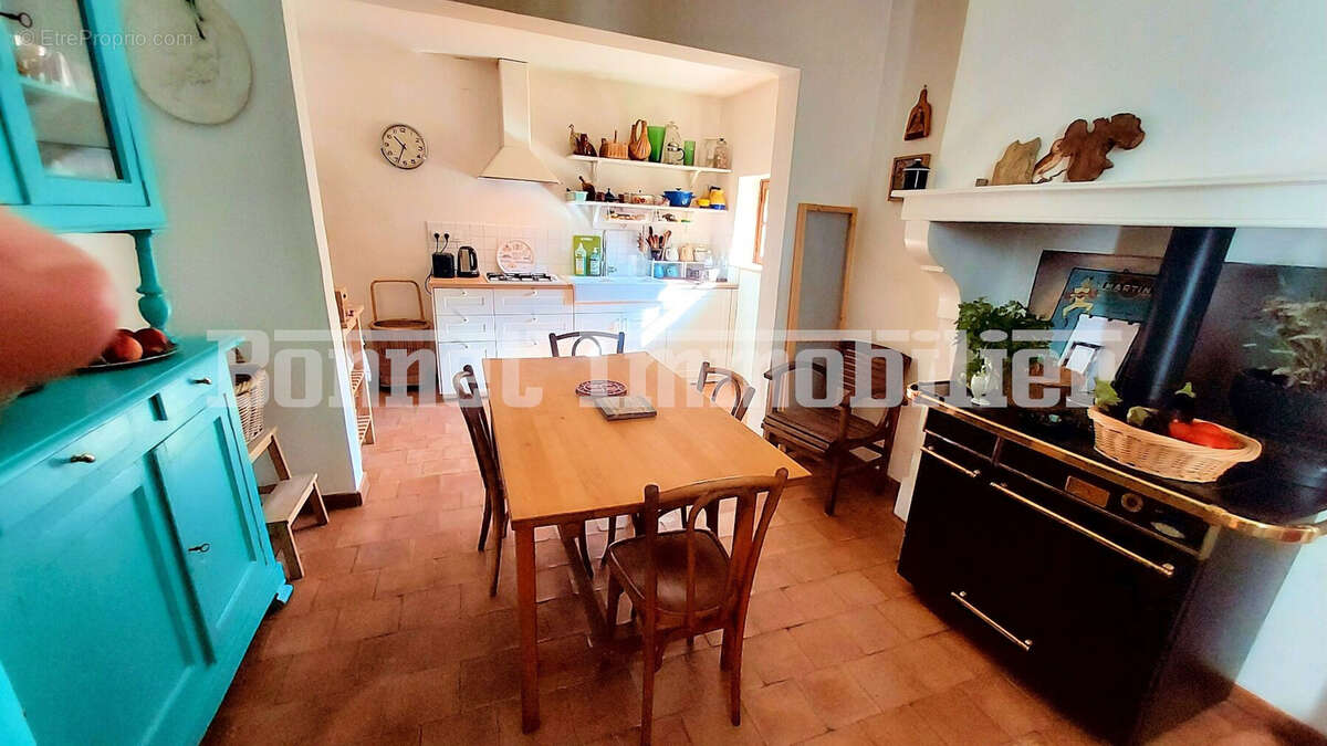 Maison à CHATEAUNEUF-DE-BORDETTE