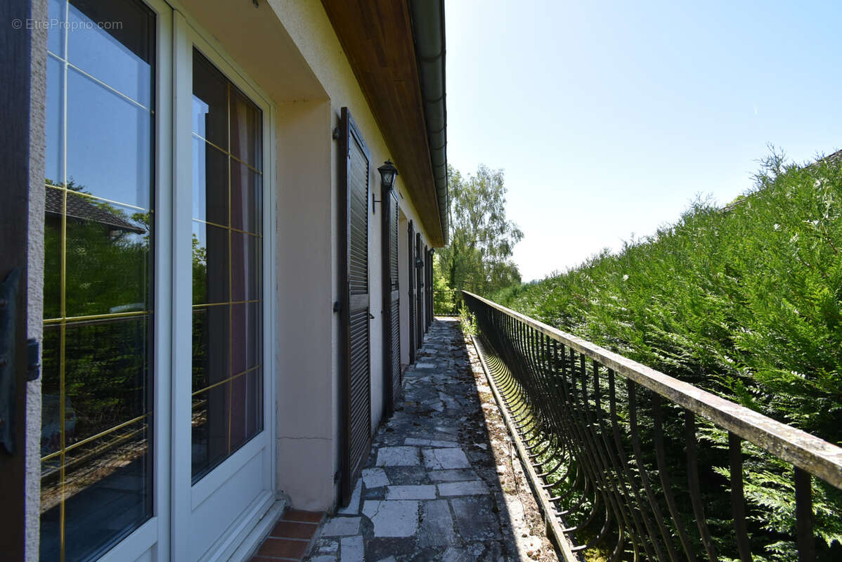 Maison à REMILLY