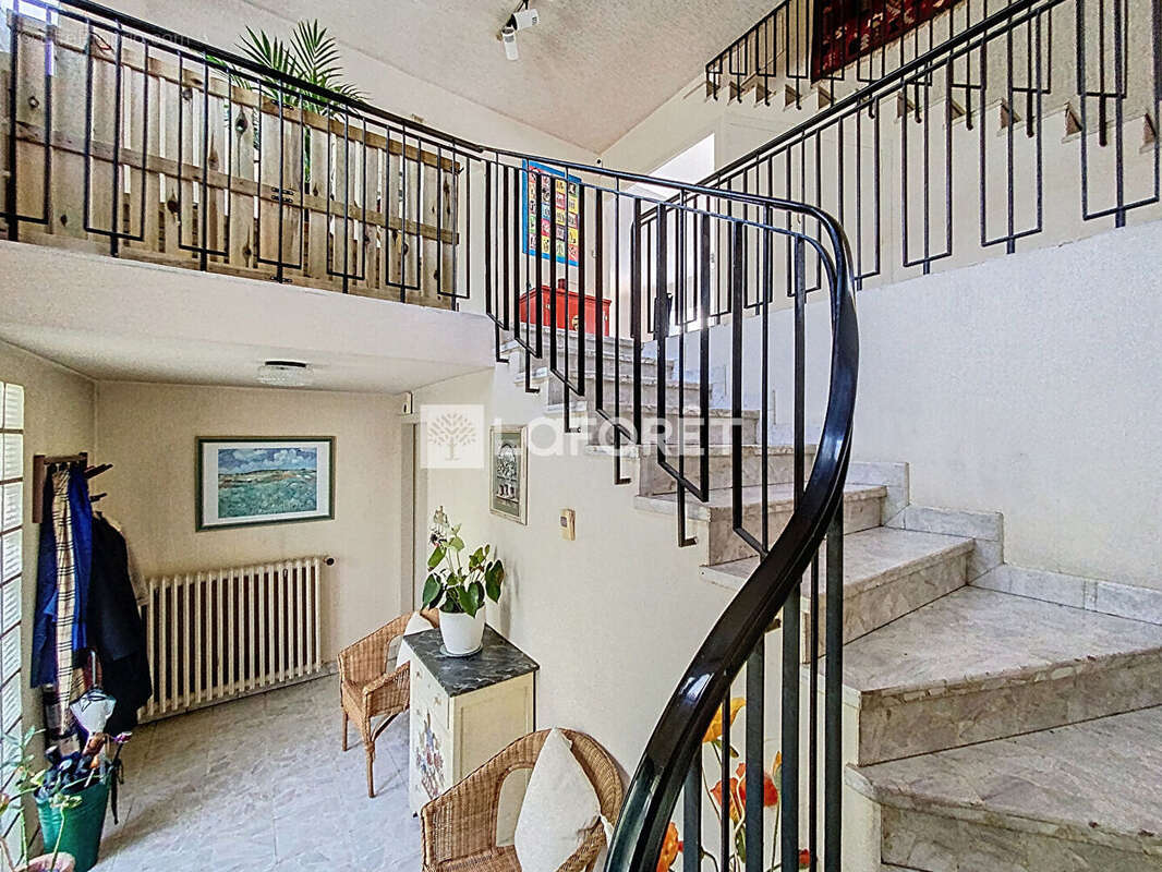 Maison à VERNEUIL-SUR-SEINE