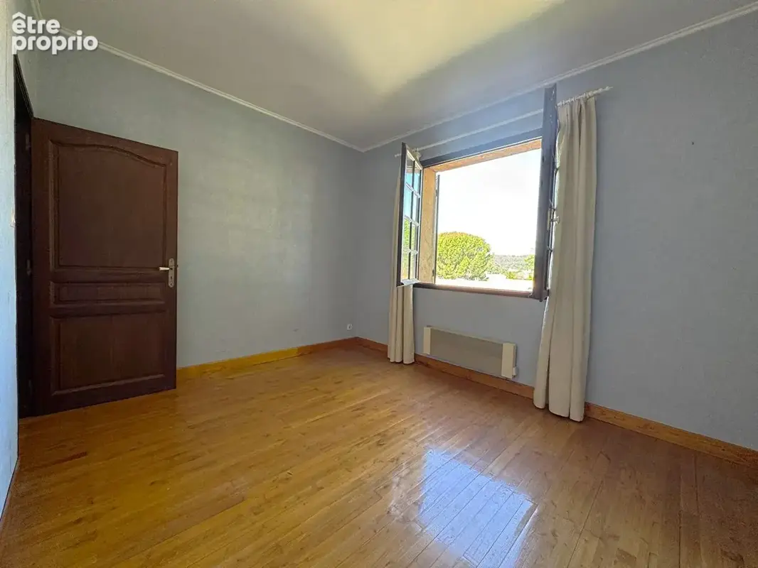 Maison Bagnols sur Cèze - 9 pièces - 194 m² + Garage - photo 9
