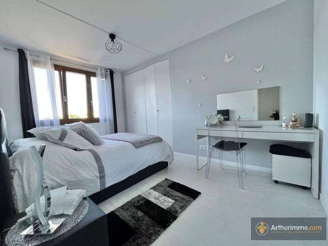 Appartement à LIVRY-GARGAN
