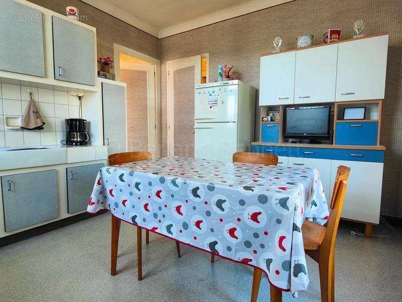 Maison à SAUZE-VAUSSAIS