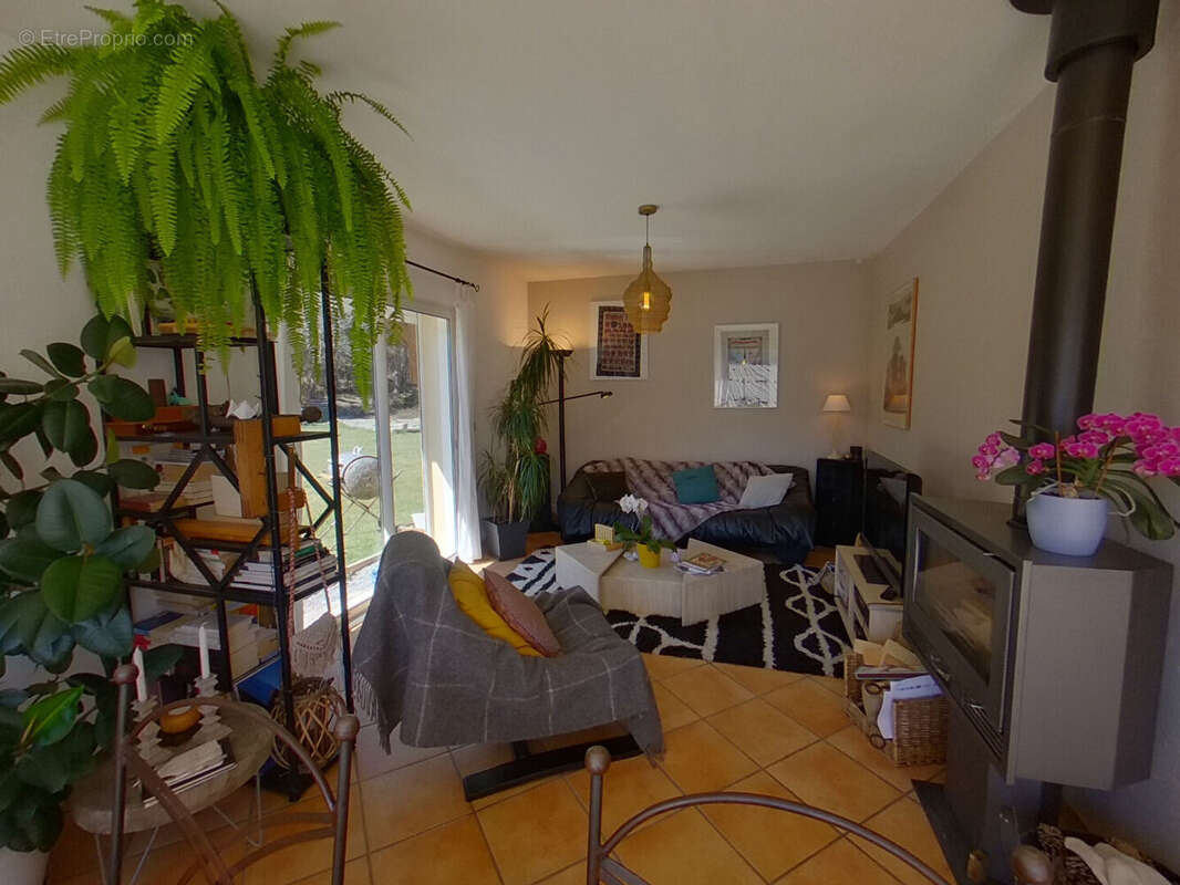 Maison à SAINT-PONS