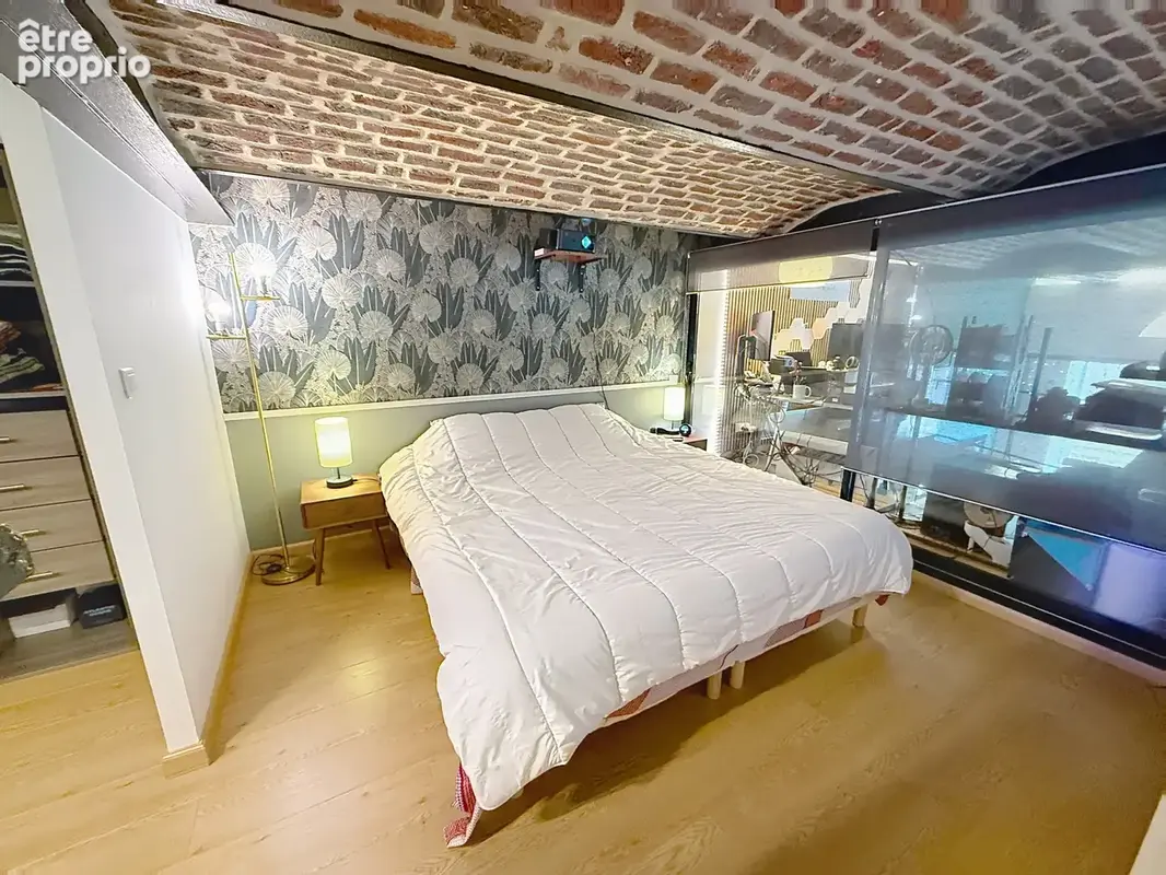 Loft d'exception avec jardin_cachet industriel - photo 7