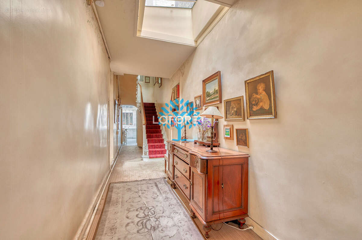 Maison à NEUILLY-SUR-SEINE