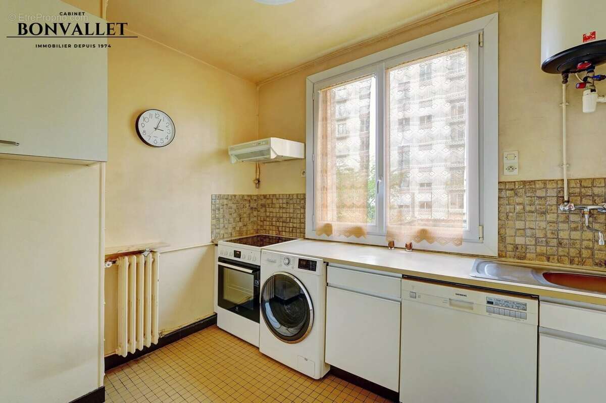 Appartement à PARIS-15E