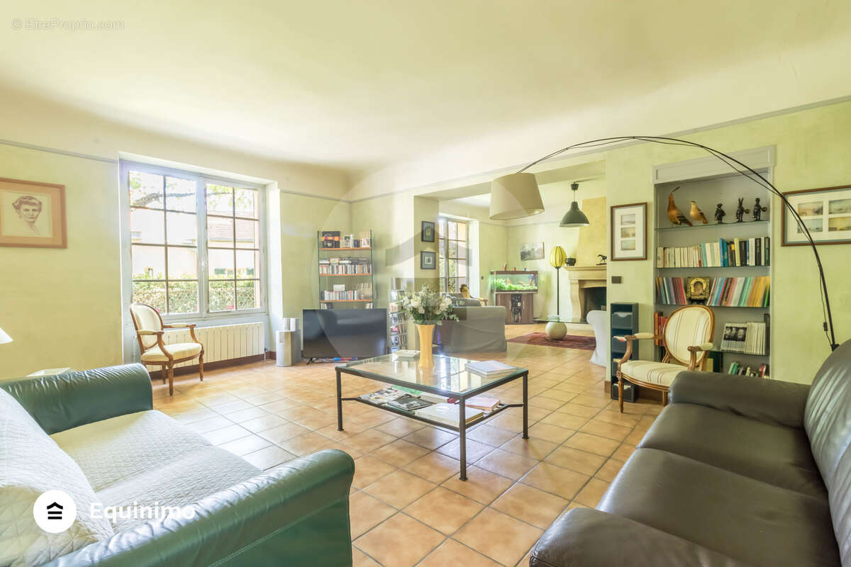 Maison à LOUVECIENNES