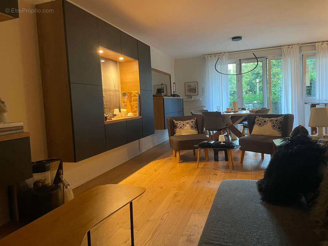 Exclusivité appartement type 4 avec grande terrasse superbe rénovation - photo 2