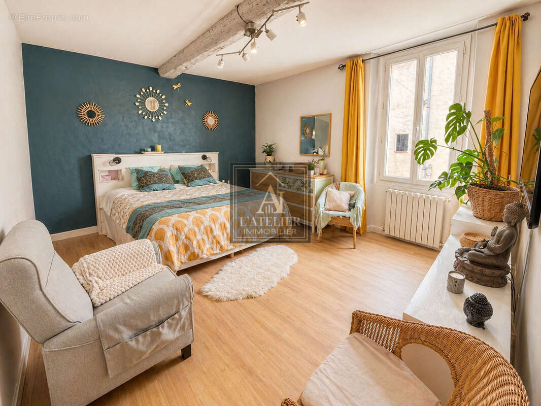 Maison de village de 142 m2 avec de nombreuses chambres, cave et grenier - photo 3