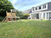 Maison à VERT-SAINT-DENIS
