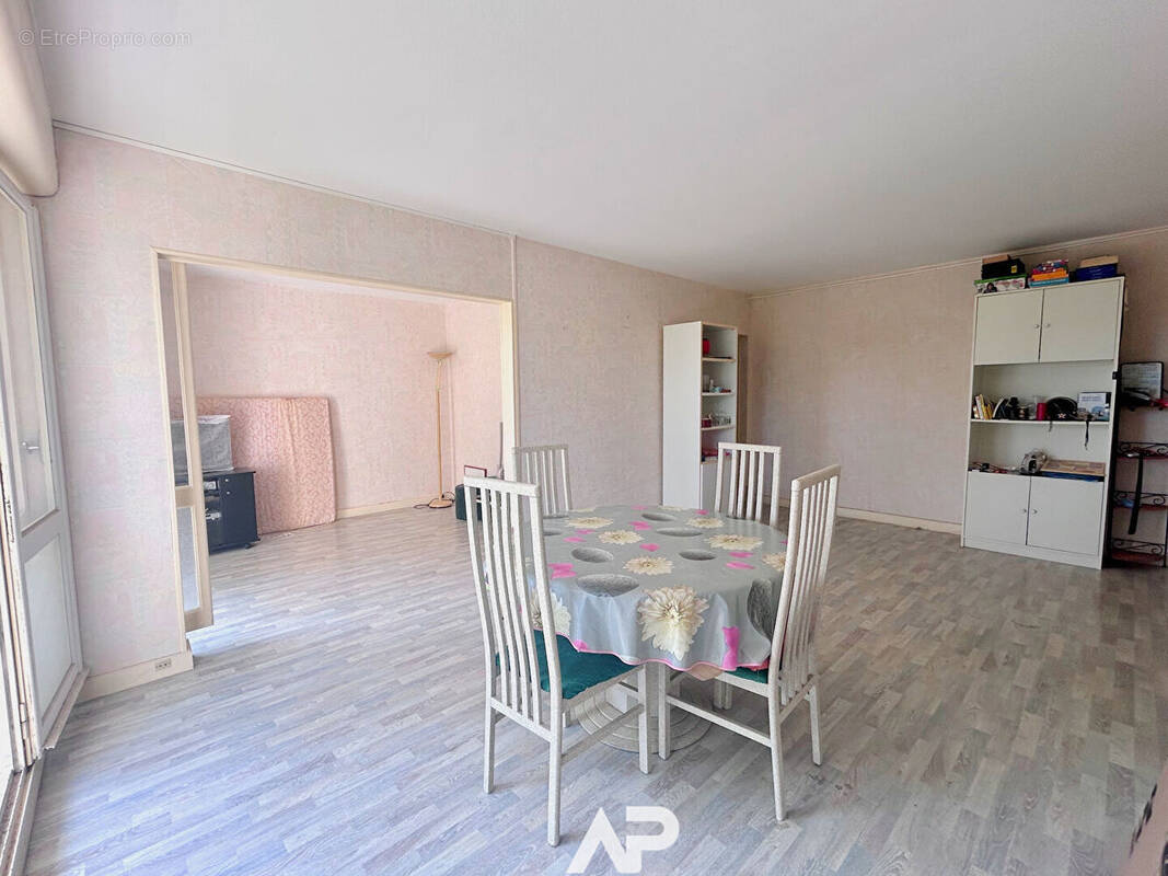 Appartement à LA ROCHELLE
