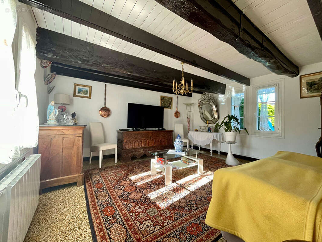 Maison à BERNEVAL-LE-GRAND