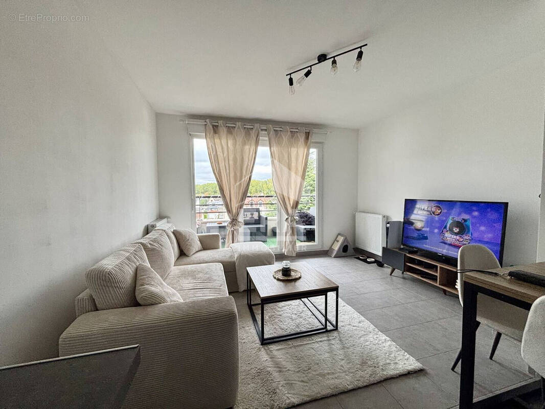 Appartement à PONTAULT-COMBAULT