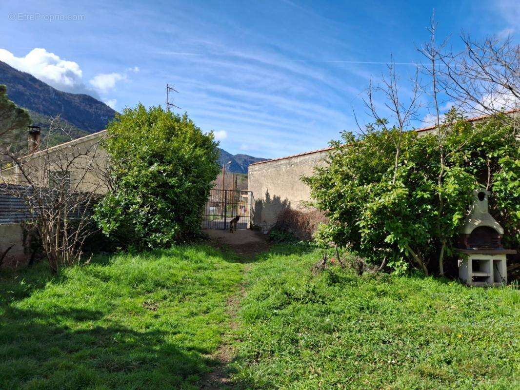 Maison à BELVIANES-ET-CAVIRAC