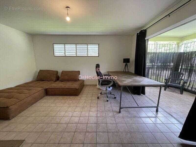 Appartement à SAINTE-ROSE