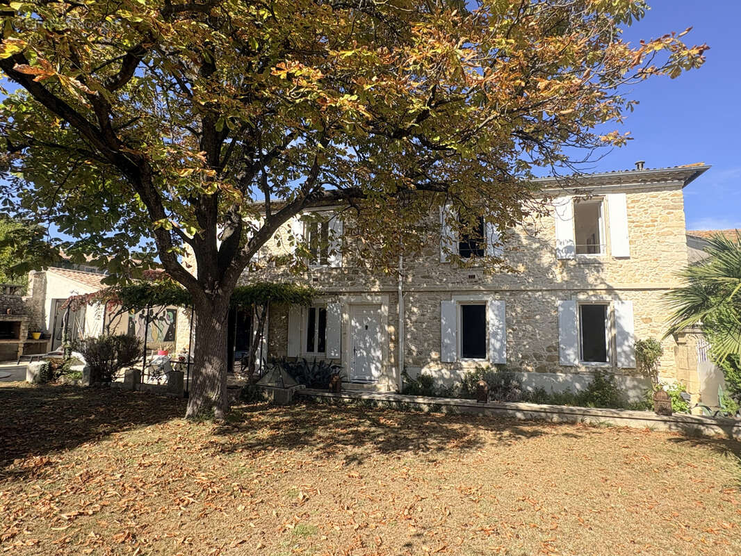 Maison à SAINT-BAUZELY