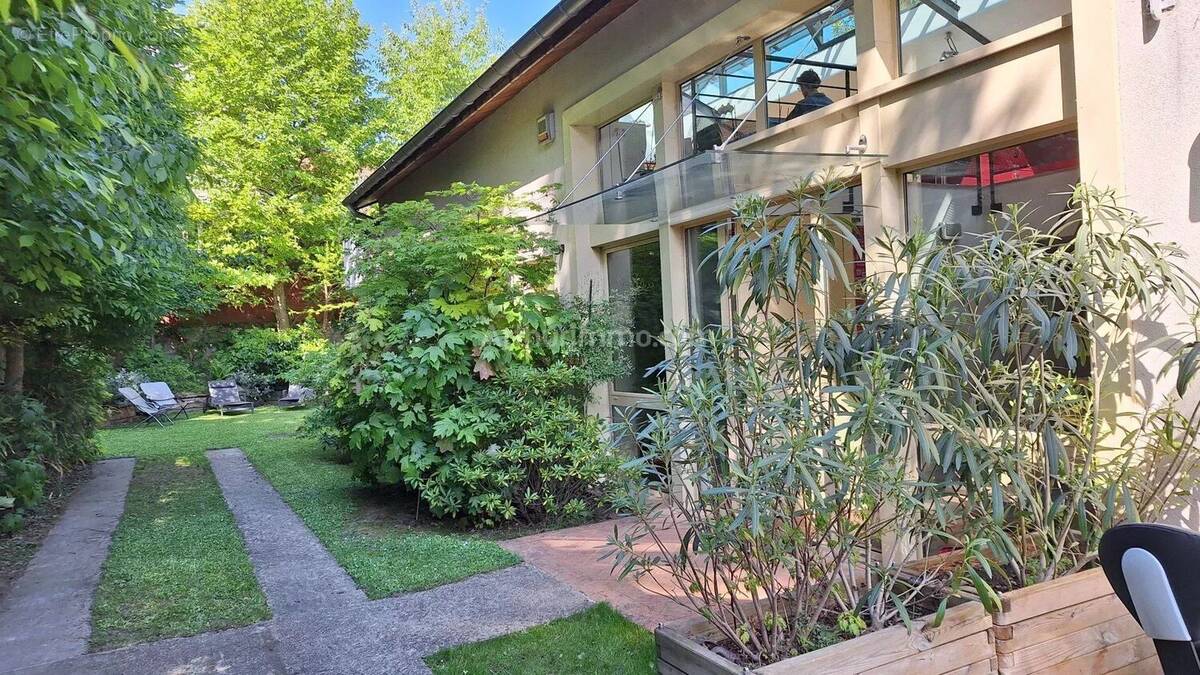 Appartement à NOGENT-SUR-MARNE