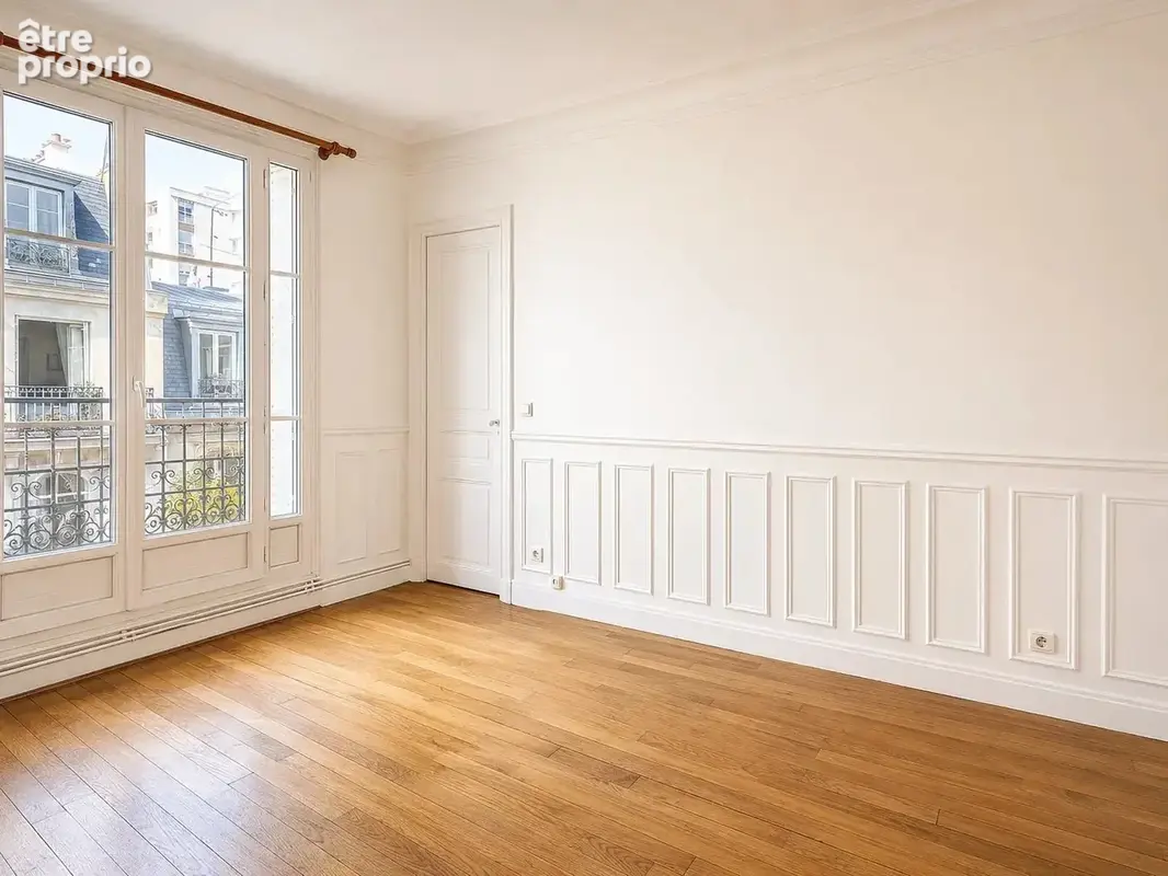 Paris 15 – Superbe 3 pièces haussmannien au 6ᵉ étage avec ascenseur - photo 2