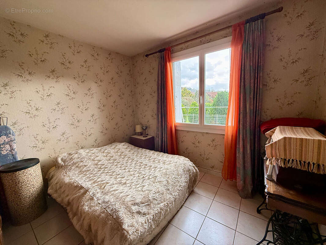 Maison à SAINT-SYLVESTRE-SUR-LOT