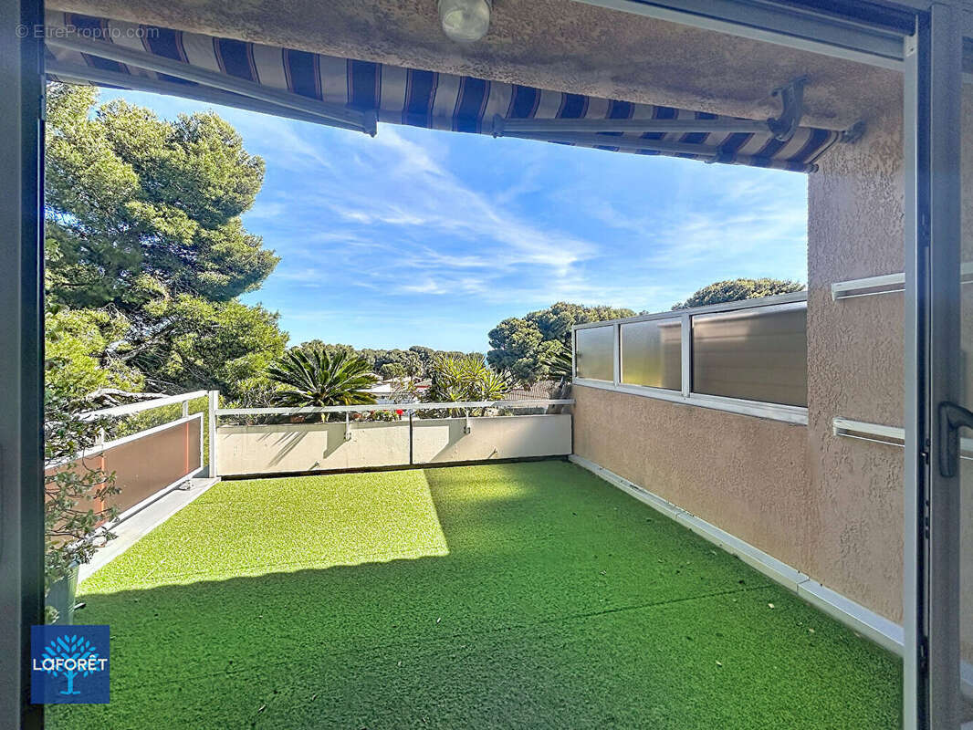 Appartement à CARRY-LE-ROUET