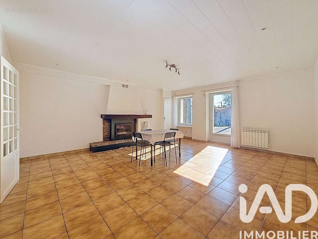 Photo 4 - Maison à LE LOROUX-BOTTEREAU