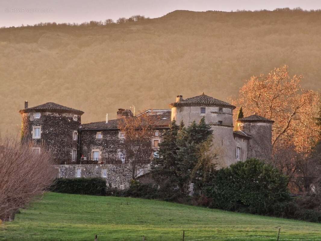 Maison à FREYSSENET