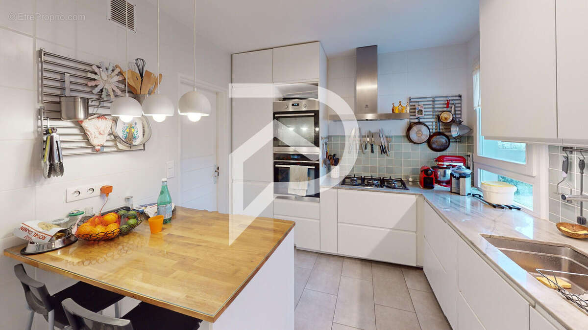 Maison à VERNEUIL-SUR-SEINE