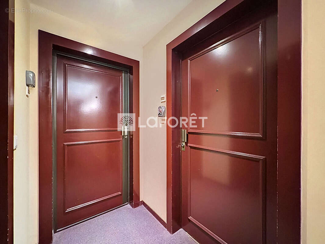 3 pièces de 69 m² - Résidence de standing en plein centre-ville - photo 9