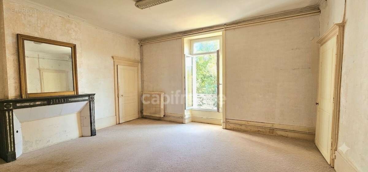 Appartement de caractère à vendre - Arbois (39600) - photo 2