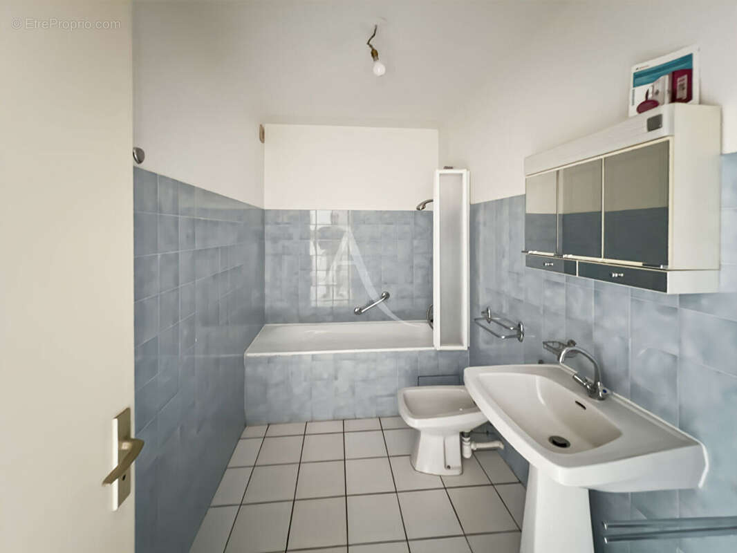 Centre Ville, Appartement T3 - photo 8