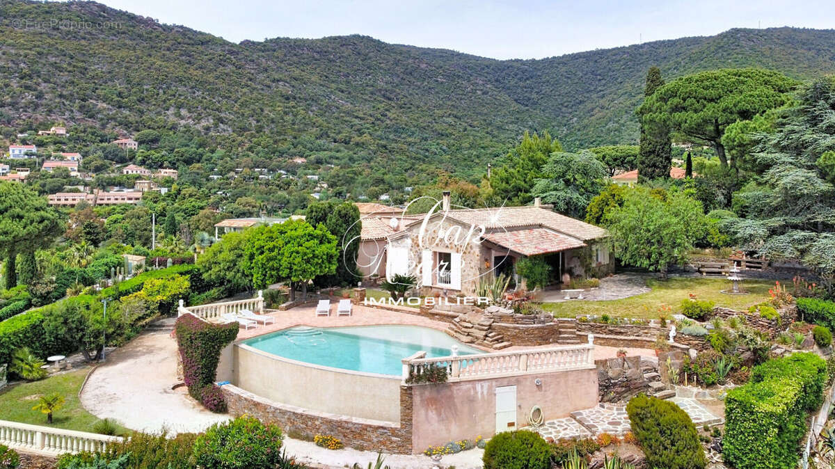 Maison à RAYOL-CANADEL-SUR-MER