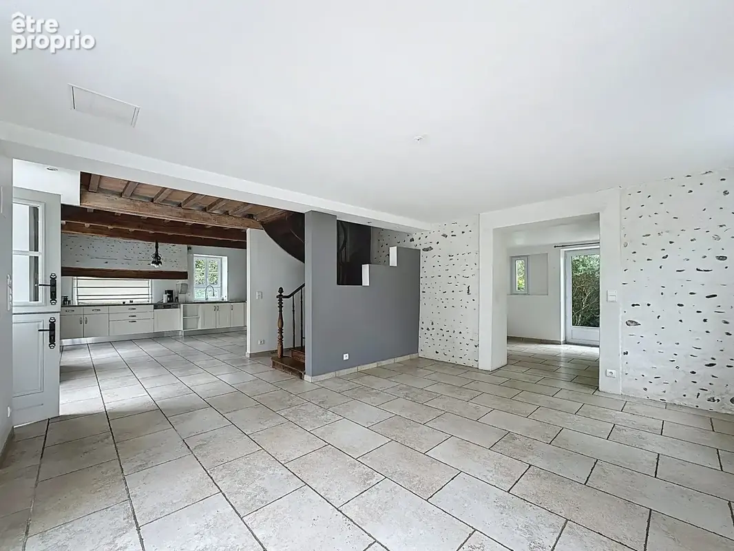 Maison 8 pièces 200 m² à vendre à Momas (64230) - photo 4