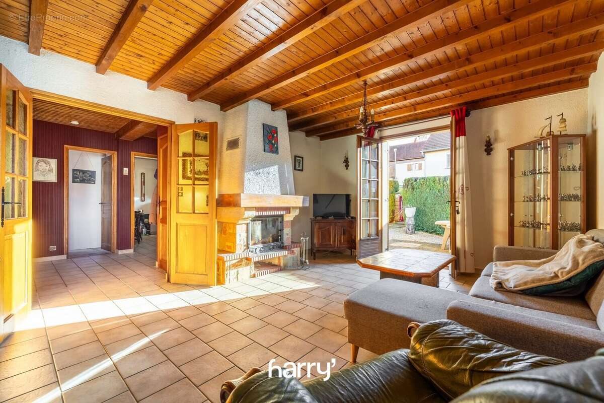 Maison 155 m² à Pontarlier  - photo 4