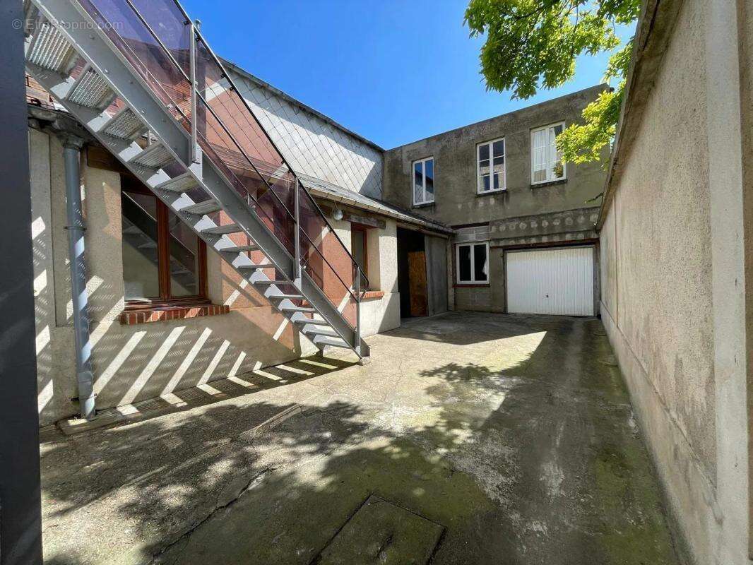 Maison à ELBEUF