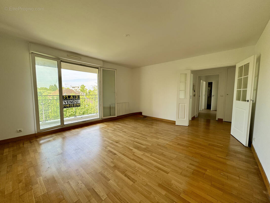 Appartement à LE PERREUX-SUR-MARNE