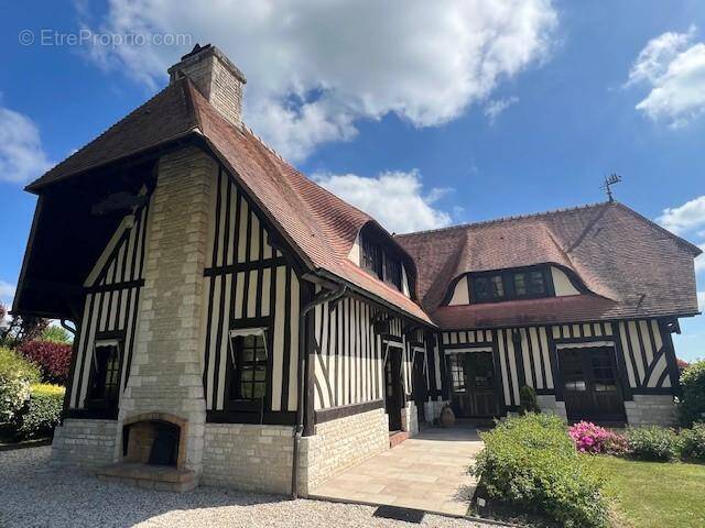 Maison à SAINT-DESIR