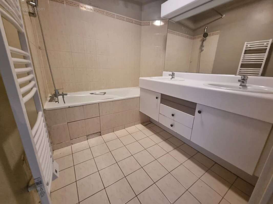 Appartement à CROISSY-SUR-SEINE