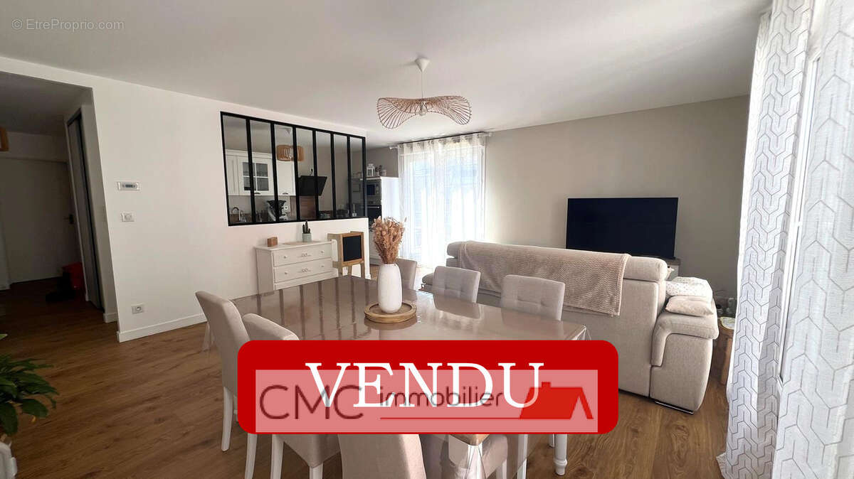 Appartement à LUCE