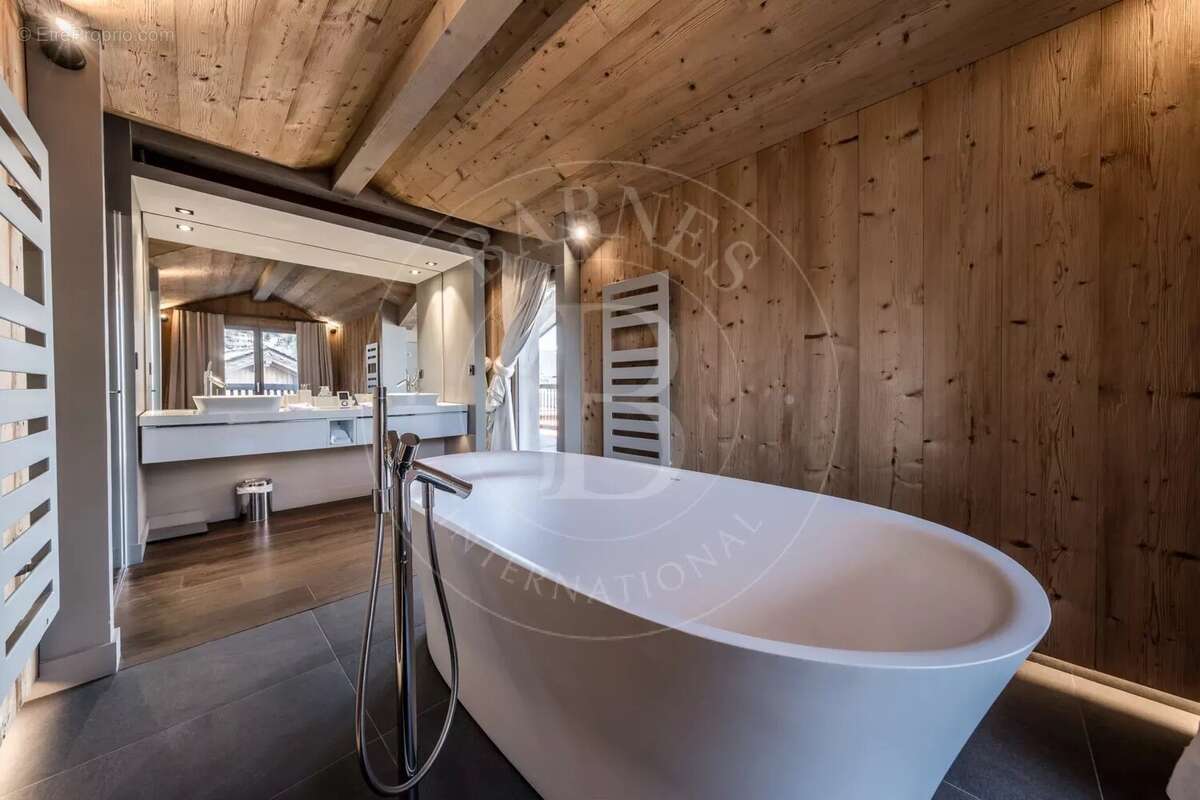 Maison à LA PERRIERE