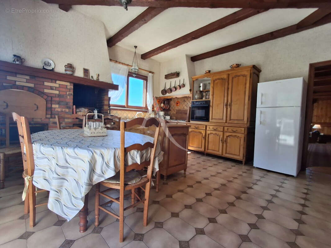 BEDARIEUX maison de caractère avec parc,  piscine lagon, garage - photo 10