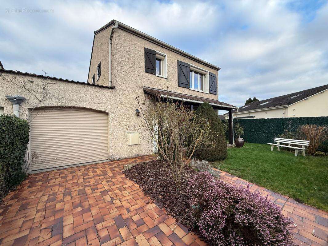 Maison à VILLEPINTE