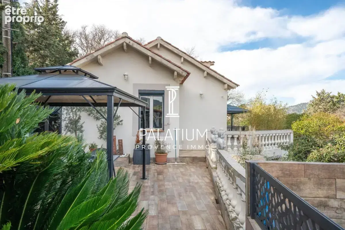 Maison rénovée avec 2 appartements – Vue panoramique sur la Sainte-Baume, Aubagne - photo 4