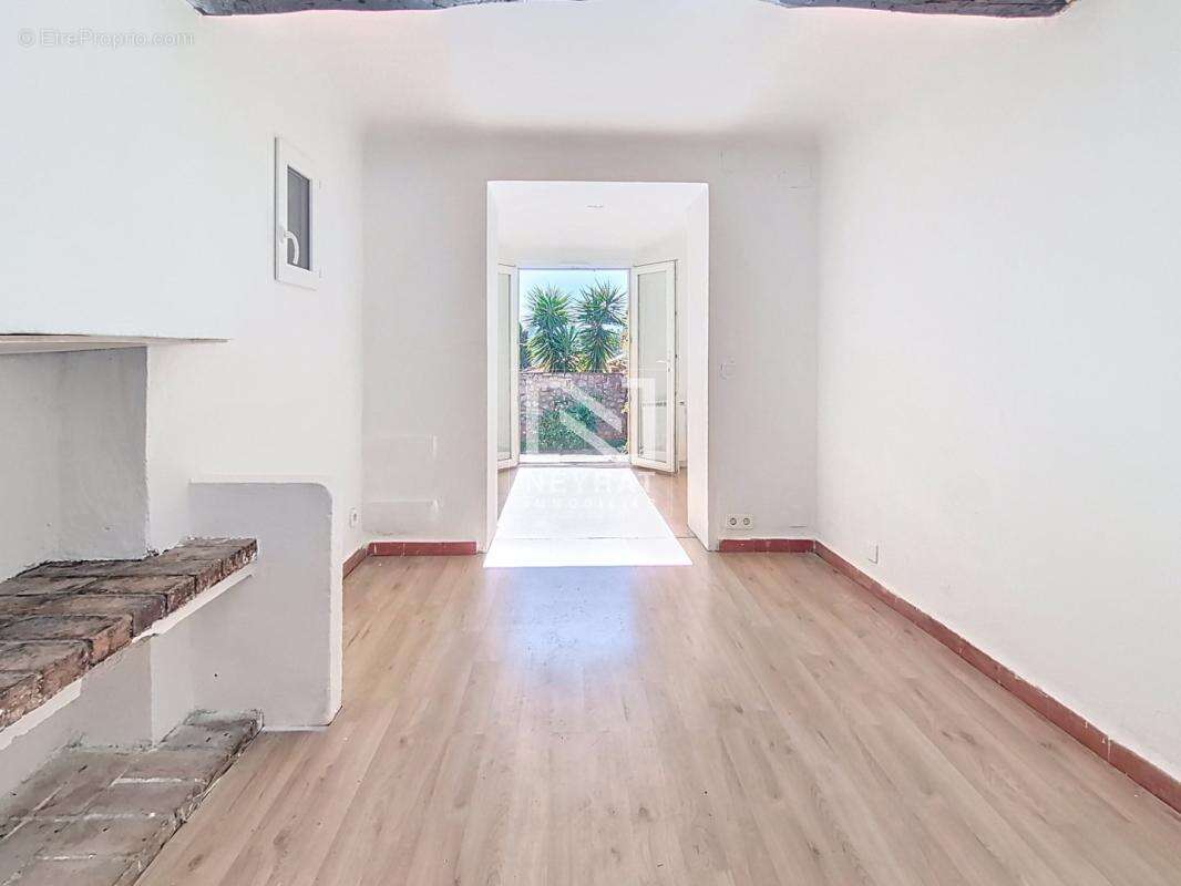 Maison de village avec jardin et terrasse tropézienne – Peymeinade - photo 7