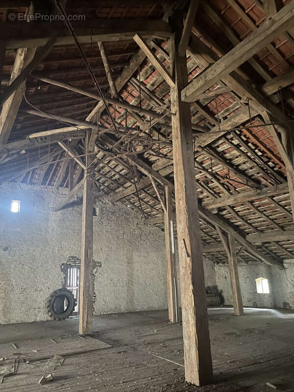 Appartement à VALFROICOURT